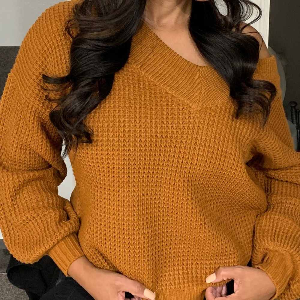 Oversized Sweater available in 2 colors